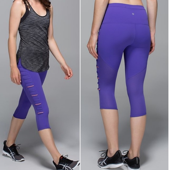 Lululemon Iris Flower 17" Breezy Crop Size 6 - Picture 6 of 14